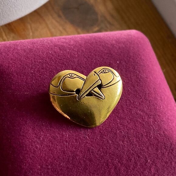 💛 Vintage Gold Tone Laurel Burch Brooch - Picture 2 of 4